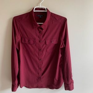 3/$20 🥑 AE button down shirt